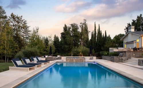 1475 Country Clb Dr, Los Altos CA 94024-5904 exterior