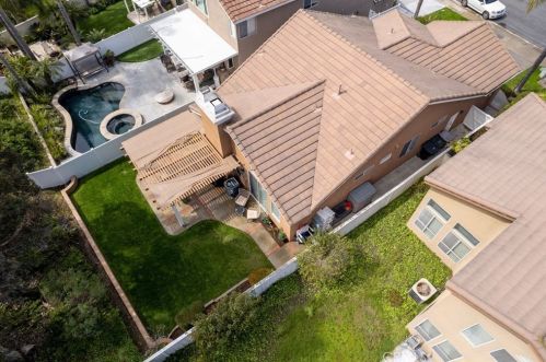 938 Dylan Way, Anaheim CA  92808-1515 exterior