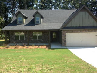 833 Lake Vista Dr, Jefferson, GA 30549-4610