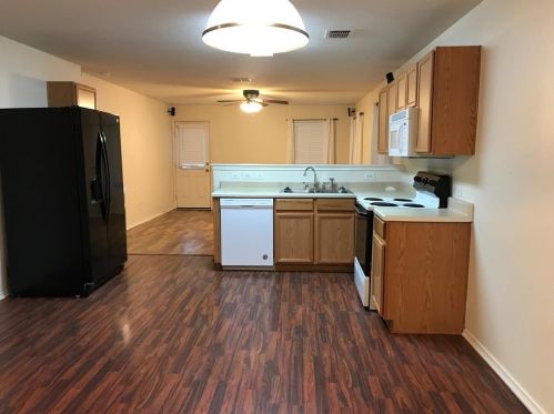 4513 Waterford Dr, Fort Worth TX  76179-4254 exterior