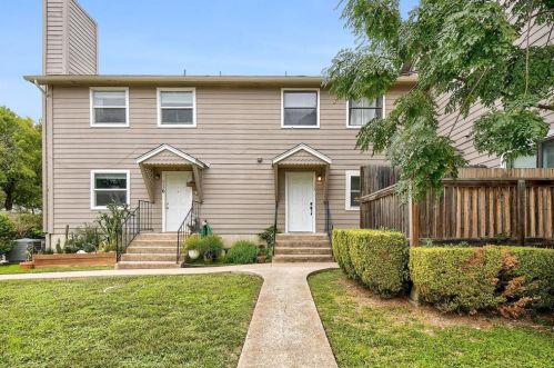 5616 Emerald Forest Dr, Austin, TX 78745-2916