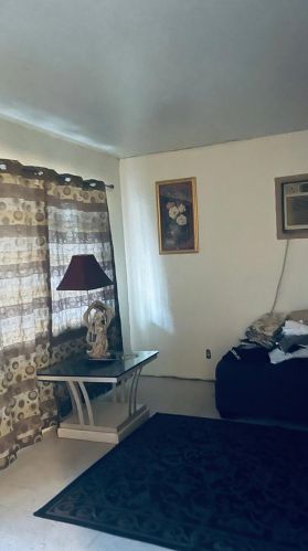 1937 Myrtle St, Stockton, CA 95205-5036