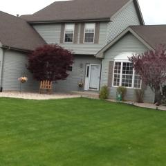 5692 Roosevelt St, Monee, IL 60449-8013