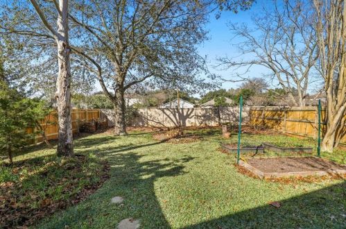 9408 Bernoulli Dr, Austin TX  78748-5044 exterior