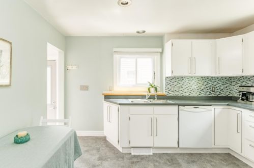 1462 Hazel St, Saint Paul MN  55119-4221 exterior