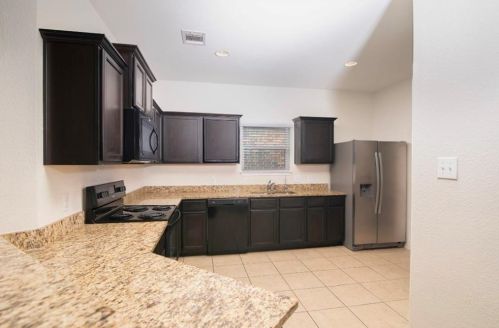 19617 James Mnr St, Webberville TX 78653 exterior