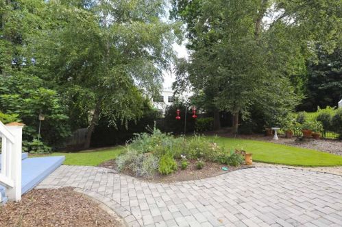 130 High Point Walk, Atlanta GA  30342-2480 exterior