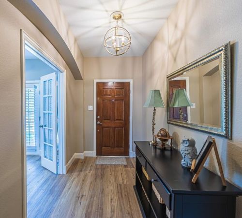 8144 Rock Elm Rd, Fort Worth, TX 76131-3528