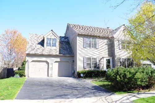 439 Cross Rd, Gurnee, IL 60031-3248