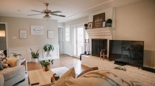 2309 Bonnie View Rd, Greenville, TX 75402-7319