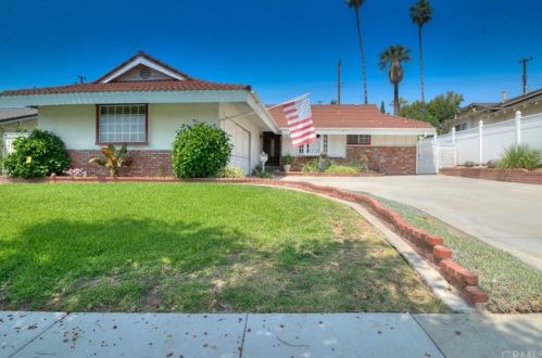 1071 Cajon Dr, La Habra, CA 90631-6226
