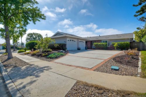 3748 Cascade Ct, San Diego, CA 92122-2428