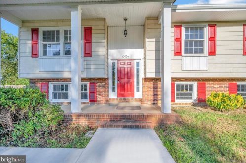 12004 Branchwater St, Fredericksburg, VA 22407-6766