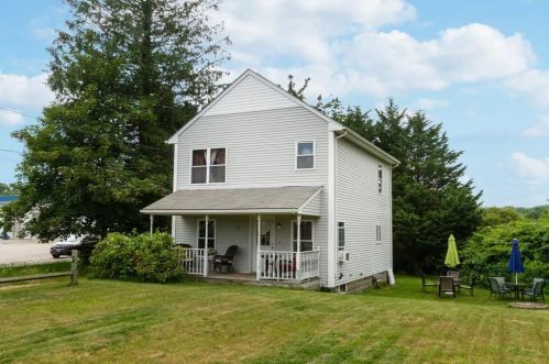 687 Point Judith Rd, South Kingstown, RI 02882-4503