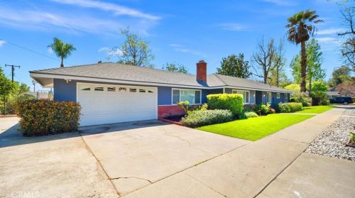 130 Aster St, Upland, CA 91786-2313