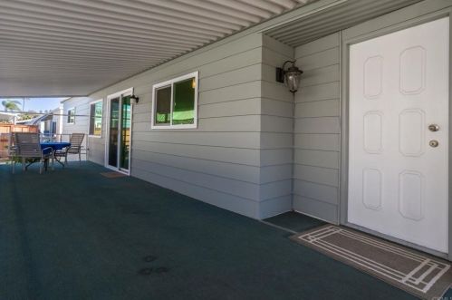 7124 San Luis St, Carlsbad, CA 92011-4619