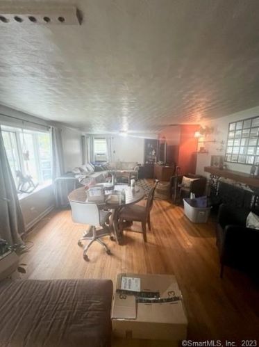 96 Old Stagecoach Rd, Meriden, CT 06450-6629