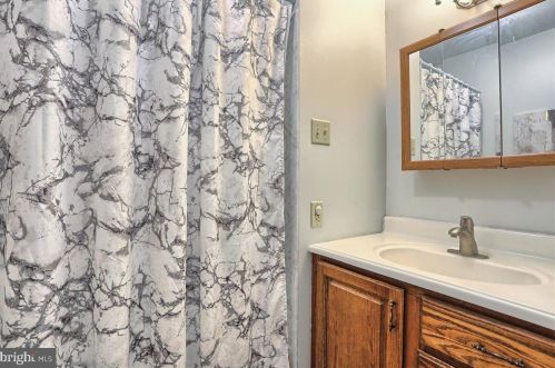 126 Cedar St, Carlisle PA  17013-2201 exterior