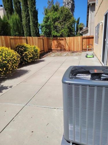 1387 Gentry Ln, Tracy, CA 95377-7938