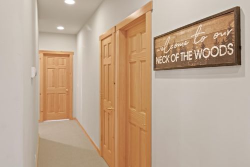 12762 Hidden Cir, Truckee CA  96161-6095 exterior