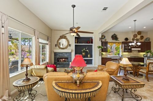 7565 Sun Blossom Ct, Riverside CA  92508-6627 exterior