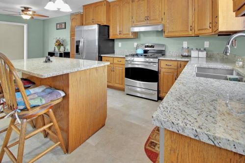 9434 Farmer Dr, Hammond IN  46322-2957 exterior