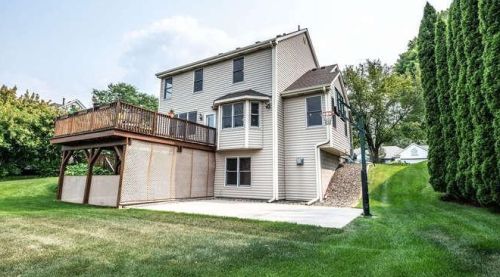 4052 Camberwell Dr, Saint Paul MN  55123-3918 exterior