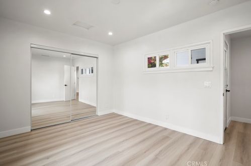 1710 Glenwood Rd, Glendale CA  91201-1812 exterior