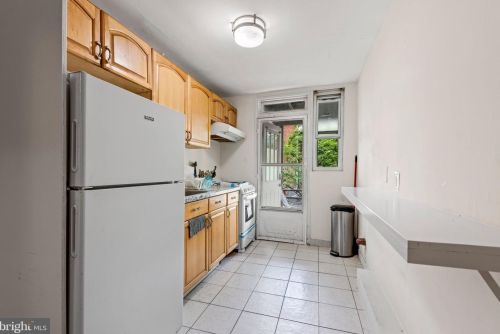 7803 Lockney Ave, Silver Spring MD 20912-7303 exterior