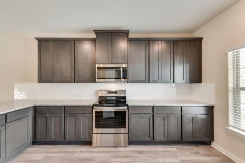 304 Lowery Oaks Trl, Fort Worth TX  76120-1722 exterior