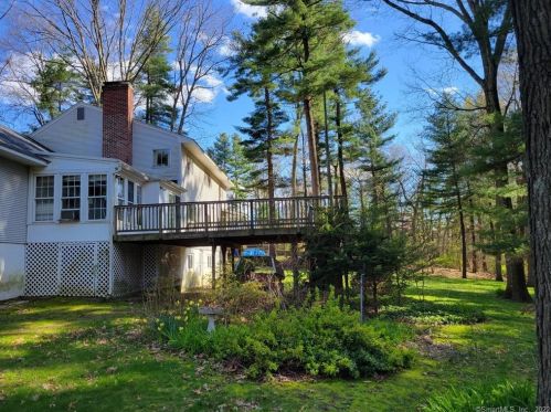 54 Miller Rd, East Windsor, CT 06016-9676