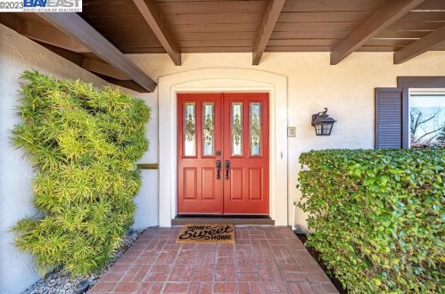 747 Wimbledon Ln, Livermore, CA 94551-1749