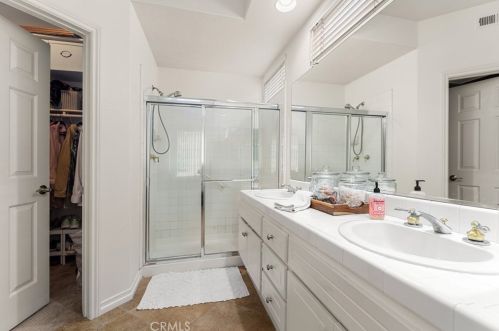 938 Dylan Way, Anaheim CA  92808-1515 exterior