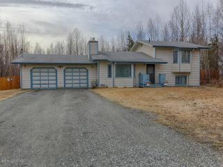 1326 Cache Dr, Wasilla, AK 99654-5505