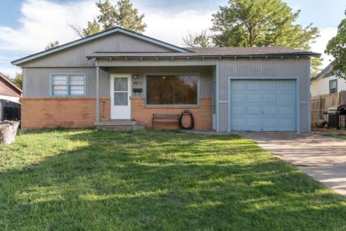 4211 Richard Ave, Amarillo, TX 79106-6216