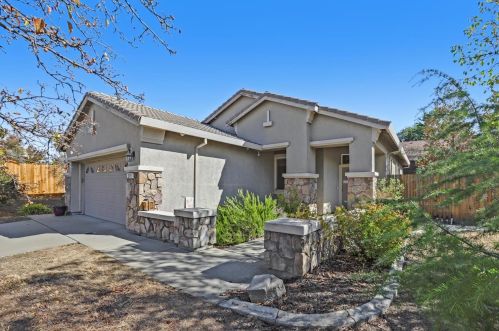 520 Heiler Ct, Folsom, CA 95630-6220