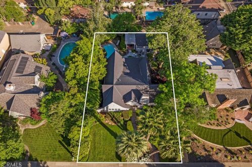 769 9th St, Chico, CA 95928-5136