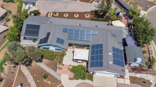 1277 Bermuda Pl, El Cajon, CA 92021-3871