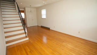656 Walnut Ln, Harrisonburg, VA 22801-5828