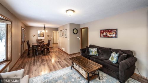 2437 Hillside Rd, Saint Paul MN  55110-5535 exterior