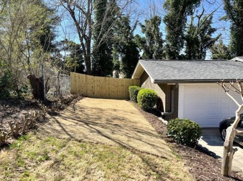 86 Tower Heights Rd, Gainesville, GA 30501-3524