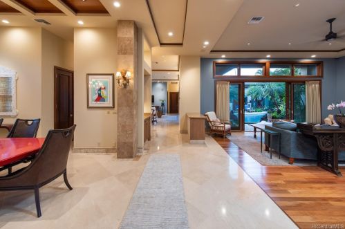 4550 Kahala Ave, Honolulu HI  96816-4924 exterior