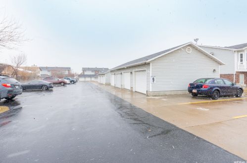 5271 2775, Roy, UT 84067-1284