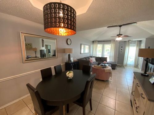 2428 Pecan Grove Ct, Irving TX  75060-6559 exterior