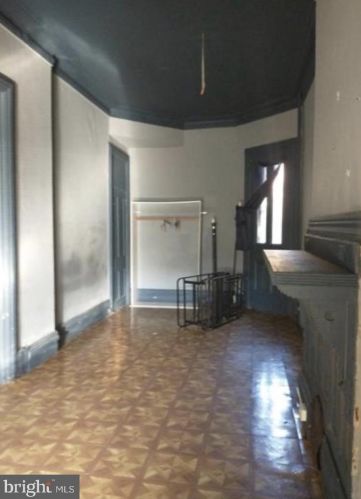 1946 23 St, Philadelphia PA 19145-2602 exterior