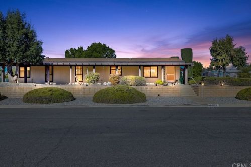 24626 Rooster Rd, Wildomar, CA 92595-9134