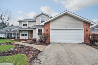 1411 Stevenson Dr, Green Oaks, IL 60048-2572