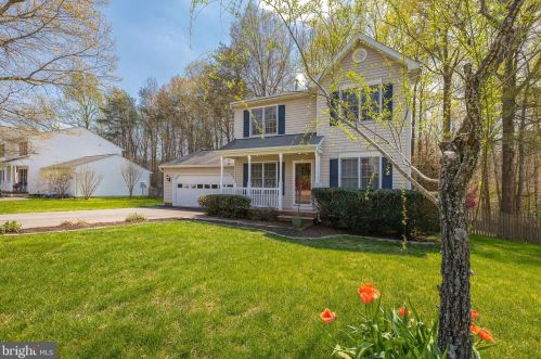 3606 Overview Dr, Fredericksburg, VA 22408-8758