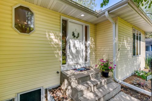 8680 Eldorado St, Minneapolis, MN 55449-4238