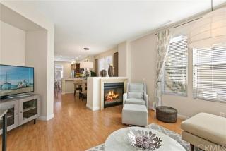 21 Tall Oak, Irvine CA  92603-4213 exterior